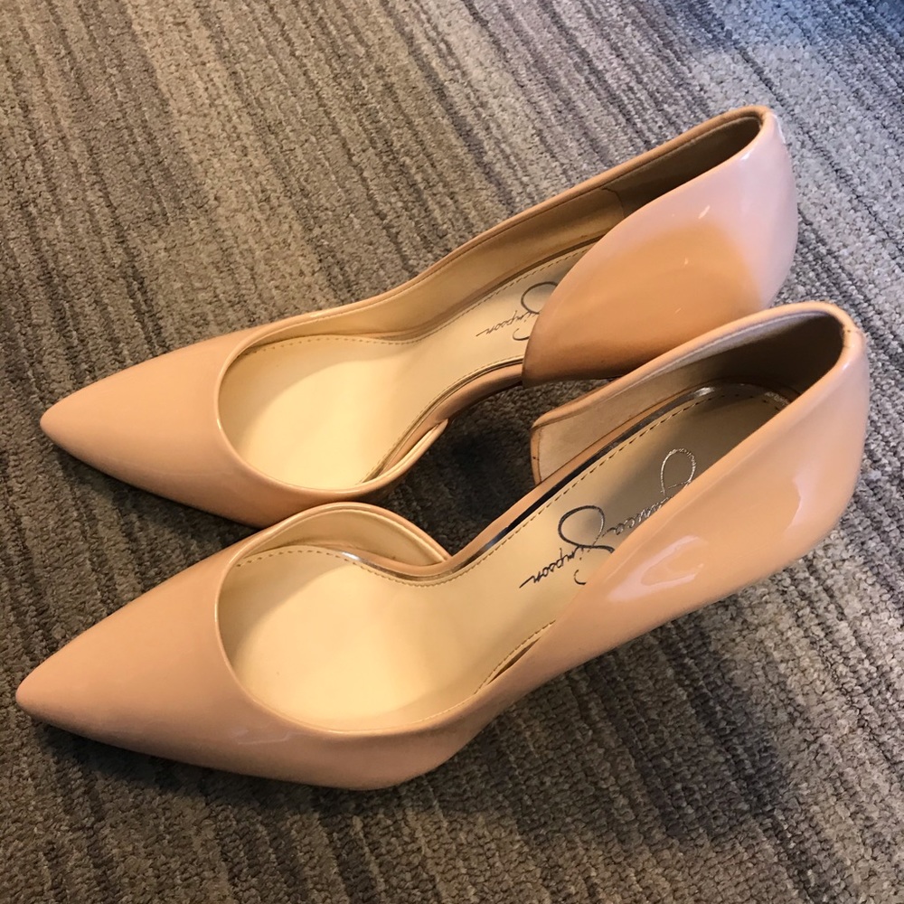 Jessica Simpson heel